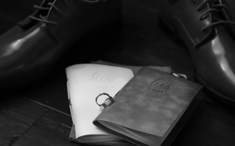 女子与情夫雇凶杀夫案简介(女子疑因婚外情暴露杀夫)