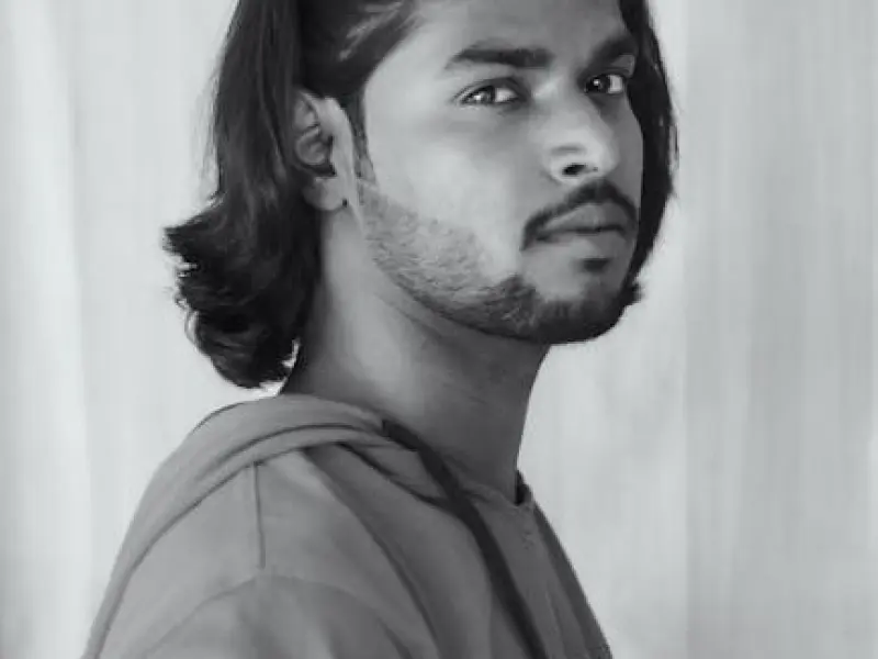 挽回爱情全攻略，挽回爱情需要套路，异地恋男友分手挽回技巧