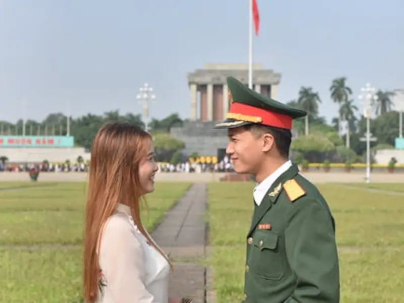 女子网恋军官被骗(网恋军官被骗)