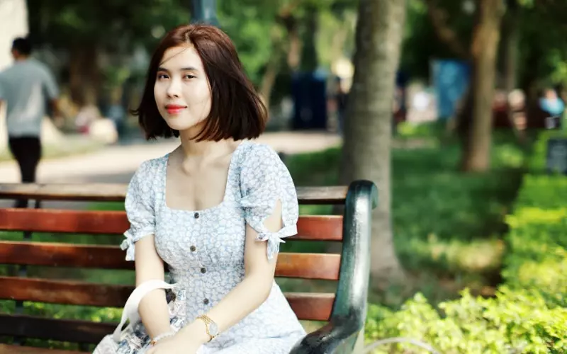 女子网恋奔现几天后男友原形毕露(女生网恋奔现被渣男毁了一生)