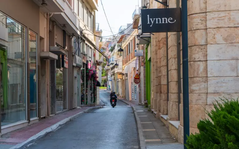 女生是我的初恋分手后怎么挽回(男生和女生对初恋失恋的态度)