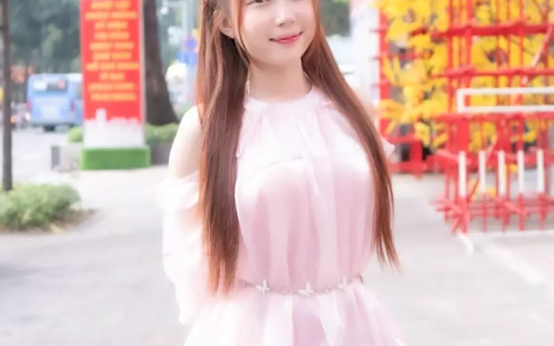 一女生网恋奔现记录全过程(55岁女子网恋奔现被男友赶下车)