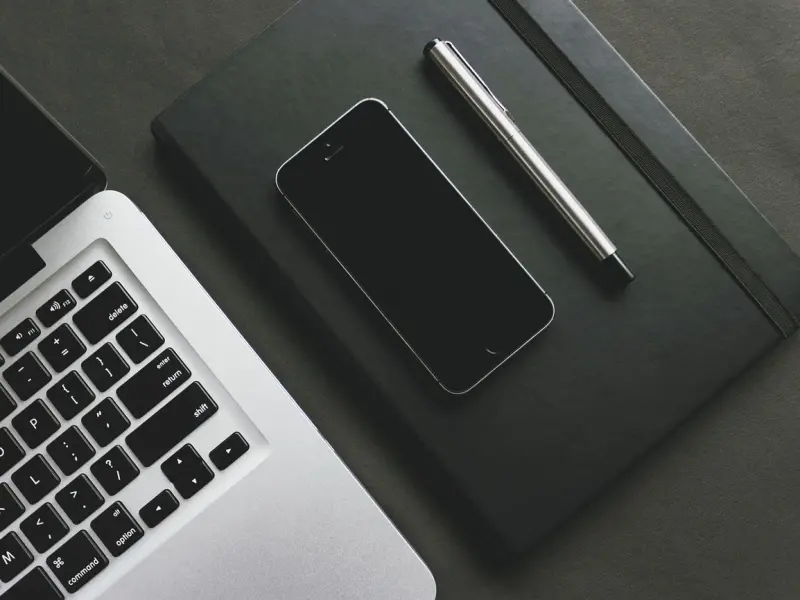 姑娘因疫情被“困”男友家一个月决定领证|该不该选择未婚同居？