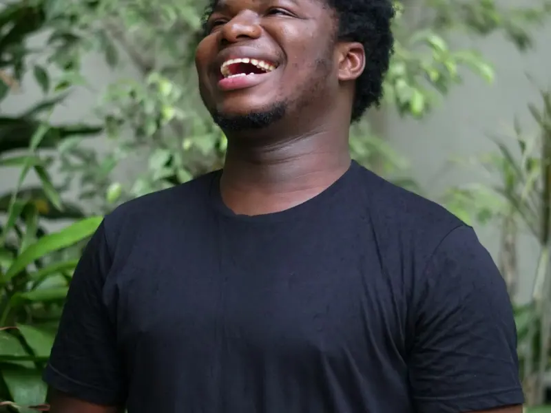 男人对你哭穷，离不开这三个原因