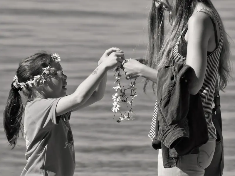 男人深爱你，婚后更会在这3个地方“宠你”，处处尊重你的感受