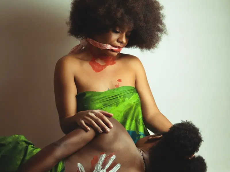 动真情的男人，会有这五个变化，就算占一个，也是爱你入骨