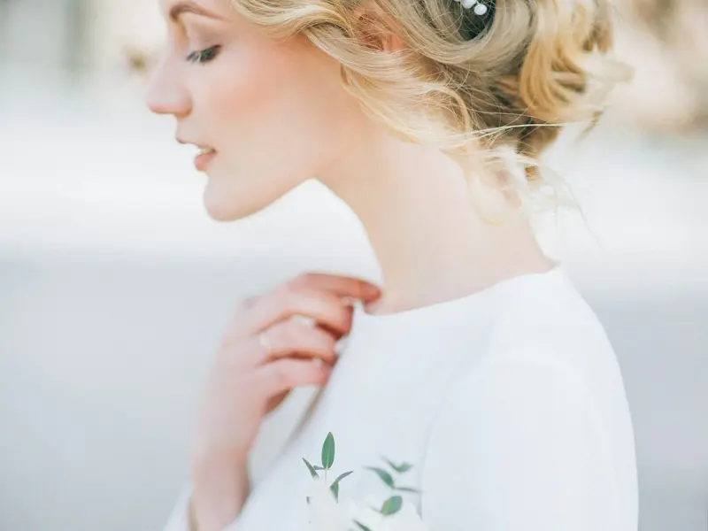 一个爱你的男人，在你面前一定是个大色狼！