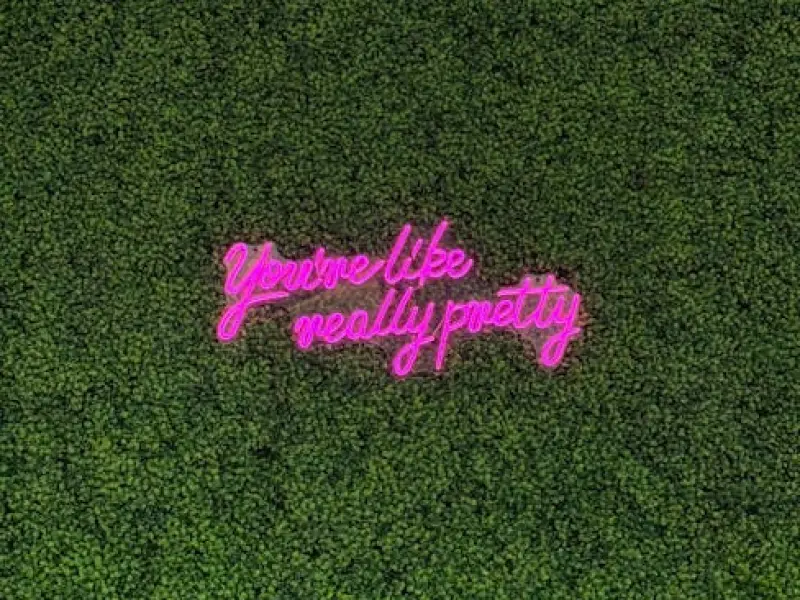 真正喜欢你的男人，会有这三个信号 ，你知道吗？