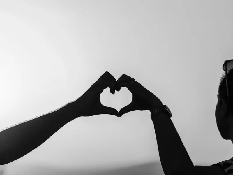 真心爱你的男人，才舍得把最珍贵的4样东西给你！