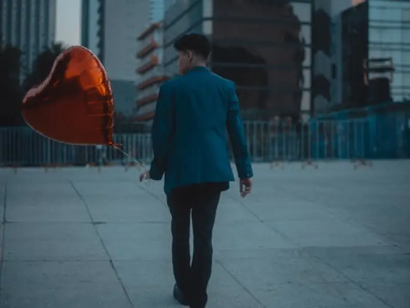 男人对你没爱了，才会做这些事“逼”你离开