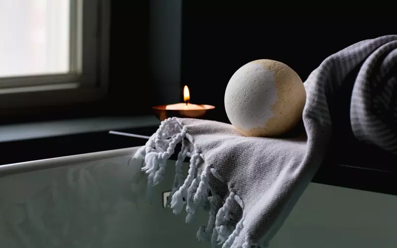 已婚女人，想被你“滋润”了，肯定有这“没羞没臊”的表现！