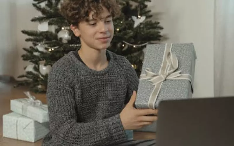 农村小伙网恋50万彩礼(网恋要十六万彩礼可靠吗)