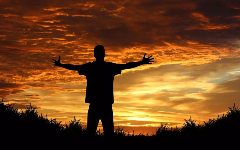 适合发朋友圈的心情句子，很痛很伤感！