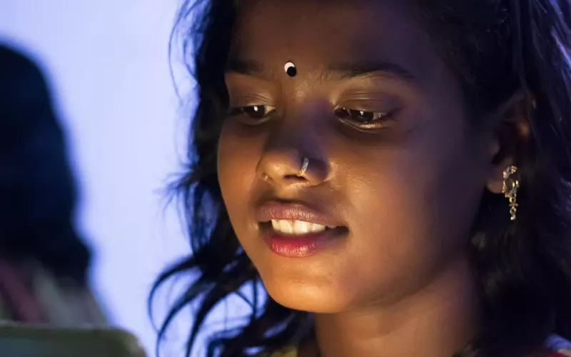 两岁小孩念佛如此清晰流利！自愧不如 …