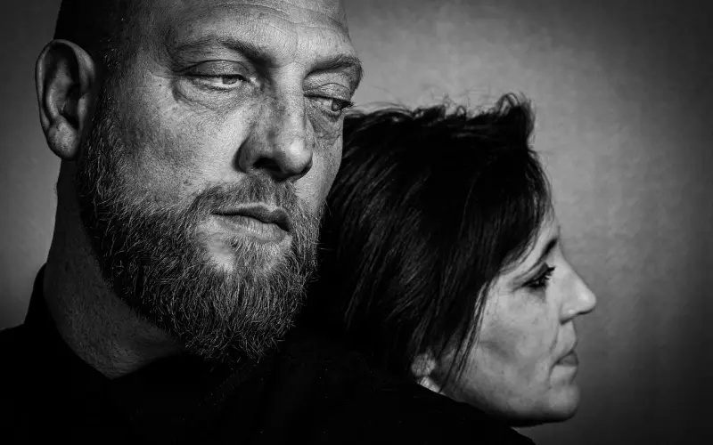 女子未婚生子想挽回男友 男方却指责其强行发生关系