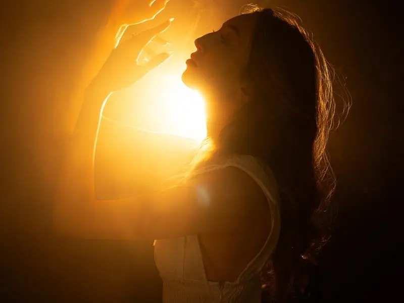 女人“动情”了，这几个表现藏不住的