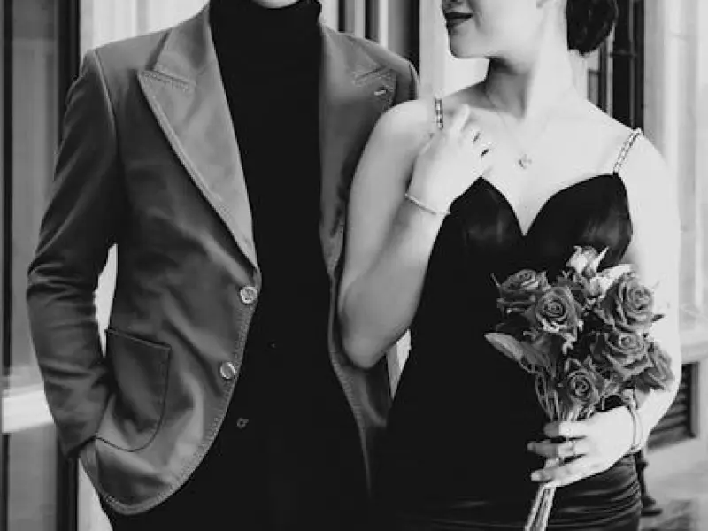 让男人“上瘾”一生的女人，简单来说就两句话