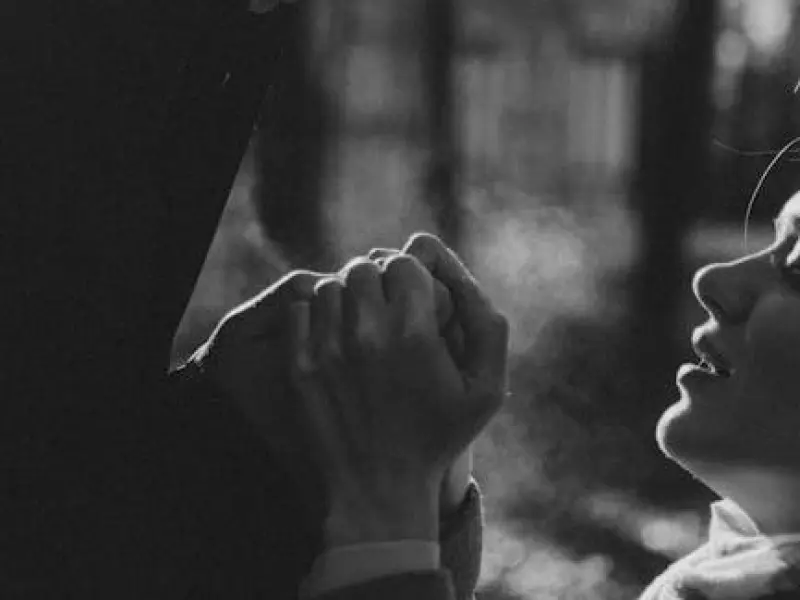 想要和你“同床”的女人，会给你这几个暗示，别不懂！