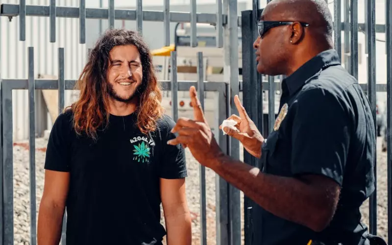 女人一段婚外情从开始到被发现(女人在婚外情发展的规律)