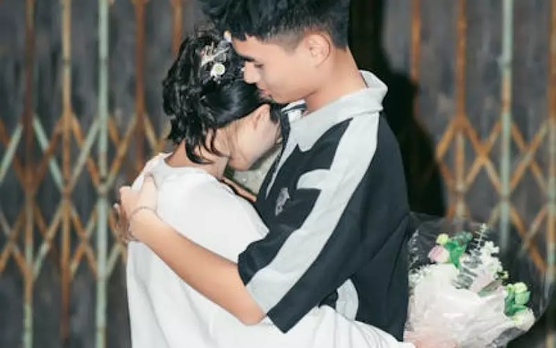 小伙和女友同居5年后提出分手(小伙和女朋友同居5年后提分手)