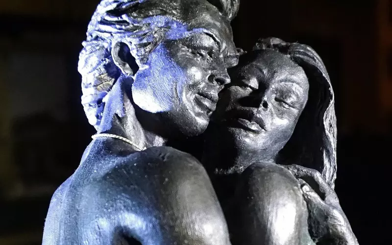 关于爱情的瞬间……看到第4个，我哭了！