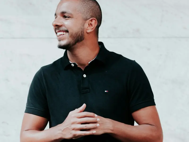 分手后，可不可以发微信问候？