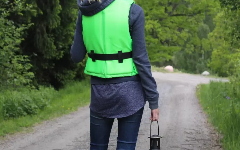 分手后不要因为自己的犹豫不决，而错过复合的最佳时间