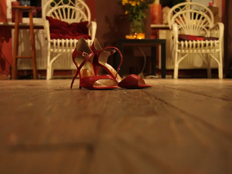 分手后，如何让对方主动跟你提出复合。