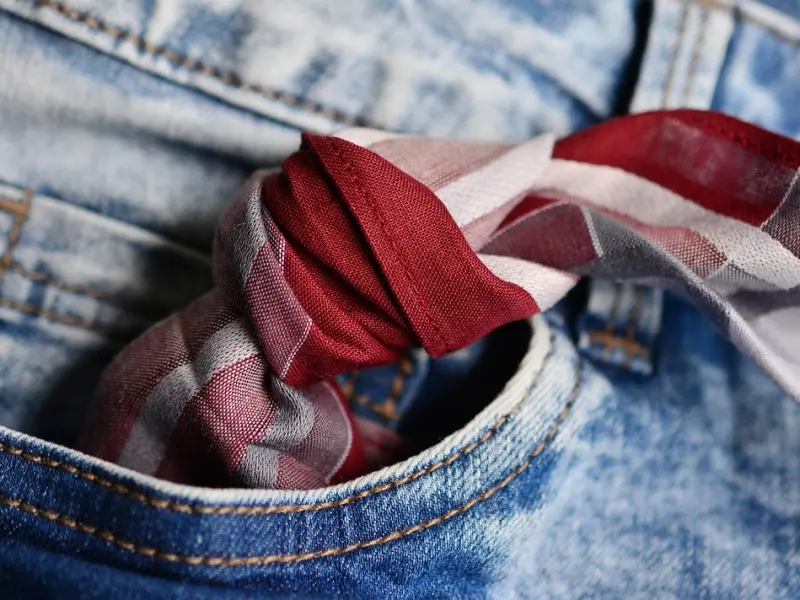 “分手后，女人有这几个表现，说明她还没有忘记你！”