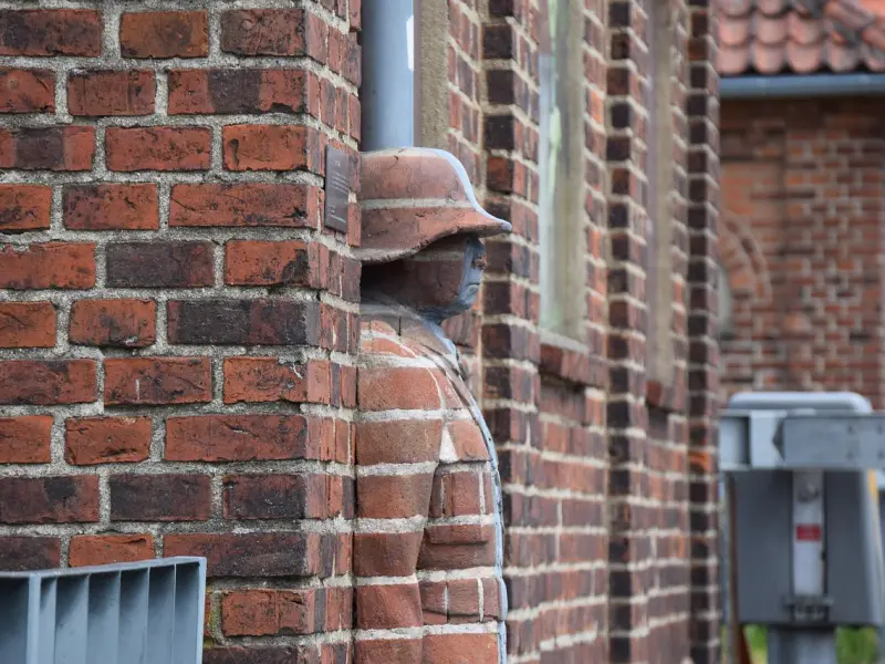 分手后，相处要更加谨慎