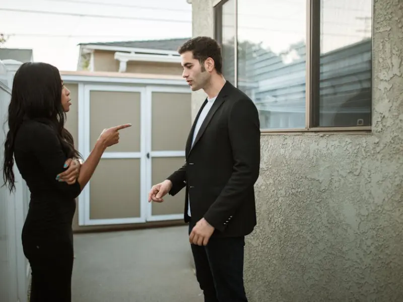 分手后前任总是很绝情忘了你的好？这两点让他主动挽回找你复合...