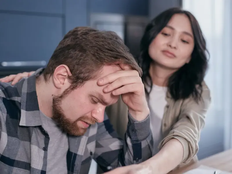 感情出现危机后，聪明的女人只用这两招，就能降住男人，而这几乎让男人毫无招架之力