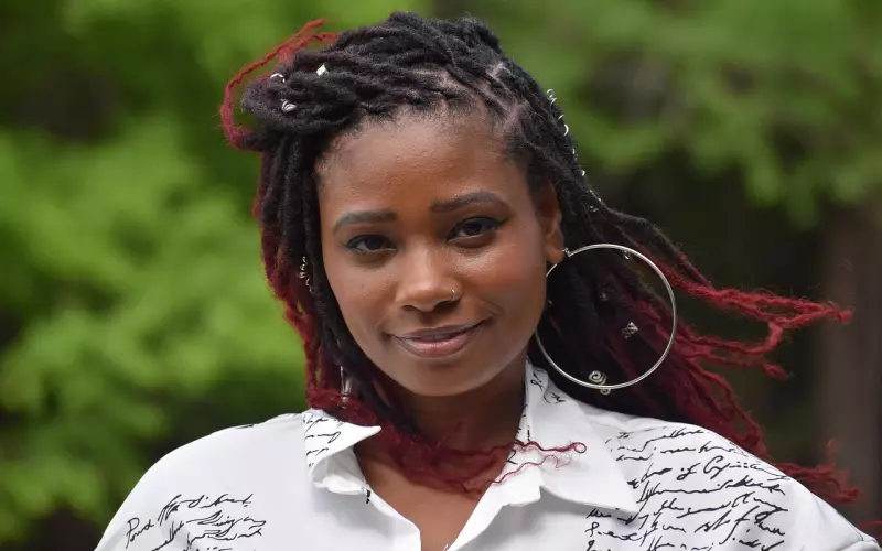 女人四十岁以后，没有爱的婚姻女人应该怎么过