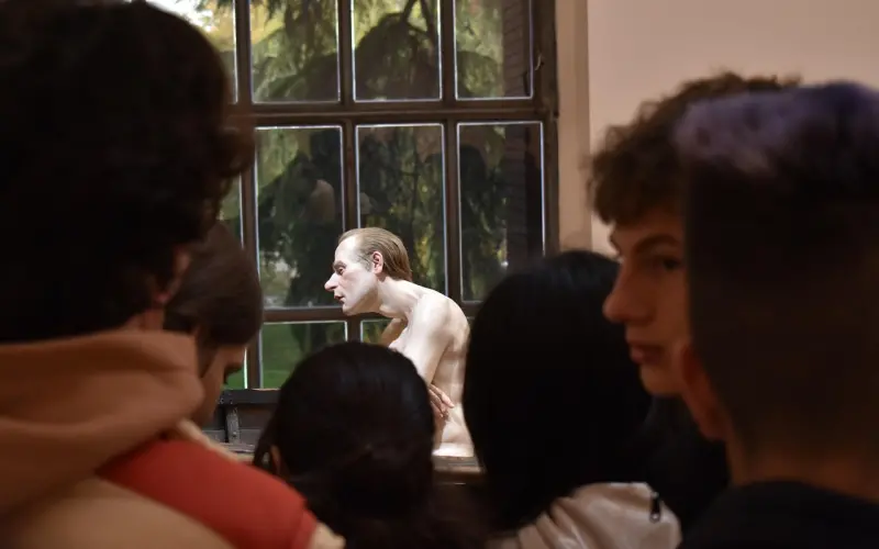 “结婚”三年的他却被“老婆”扫地出门