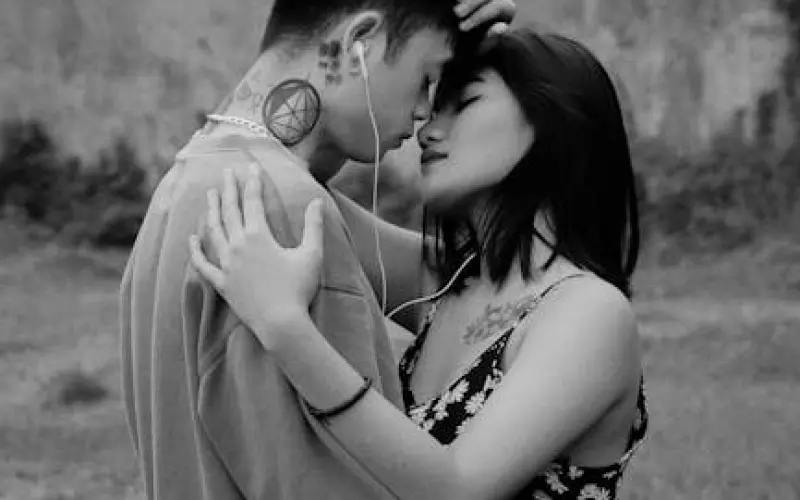 分手后才发现误会了男友，这段感情还能挽回吗?