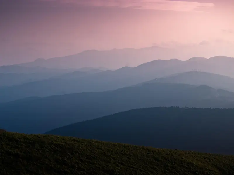 分手后形同陌路，挽回时必须设法建立起这层关系