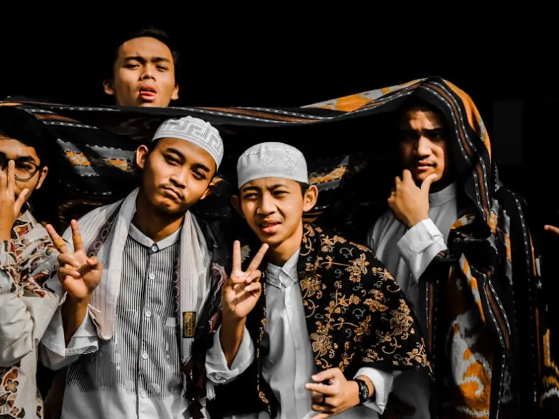 男朋友和我分手之后我死缠烂打想要挽回他，他现在非常讨厌我，我该怎么做才能挽回他