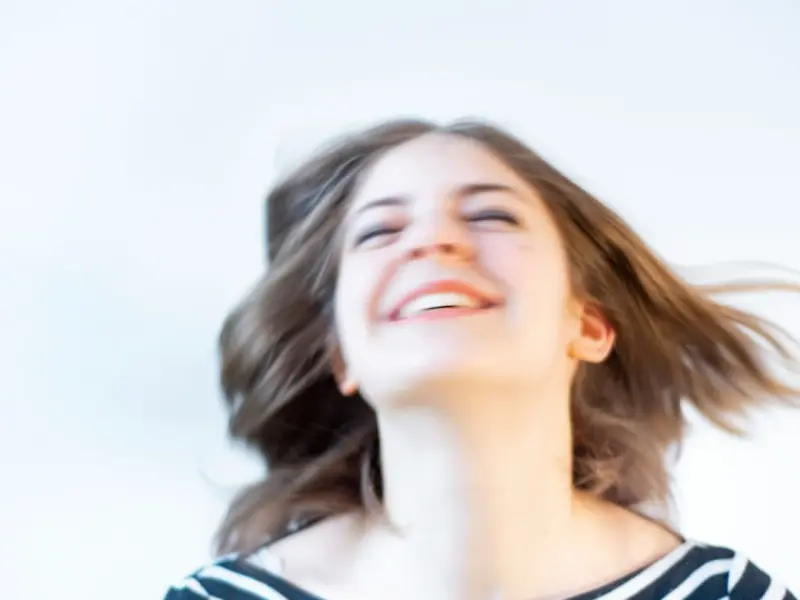 女朋友和我分手之后，我死缠烂打想要挽回她都没用，有什么办法能够快速挽回她