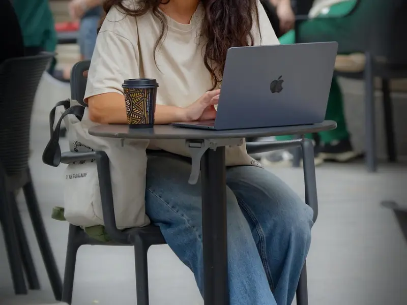 分手后，我一直放不下前女友，还能挽回吗