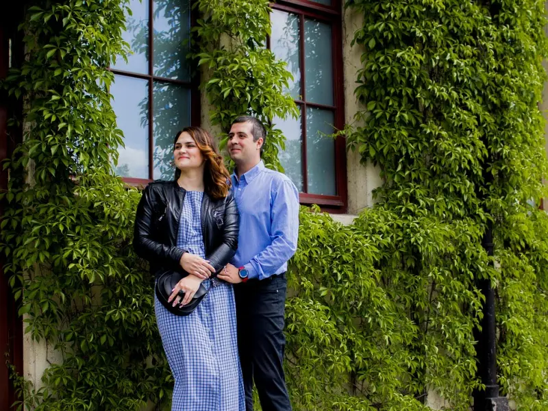 分手后我越纠缠女友她越反感，我该怎么挽回女友