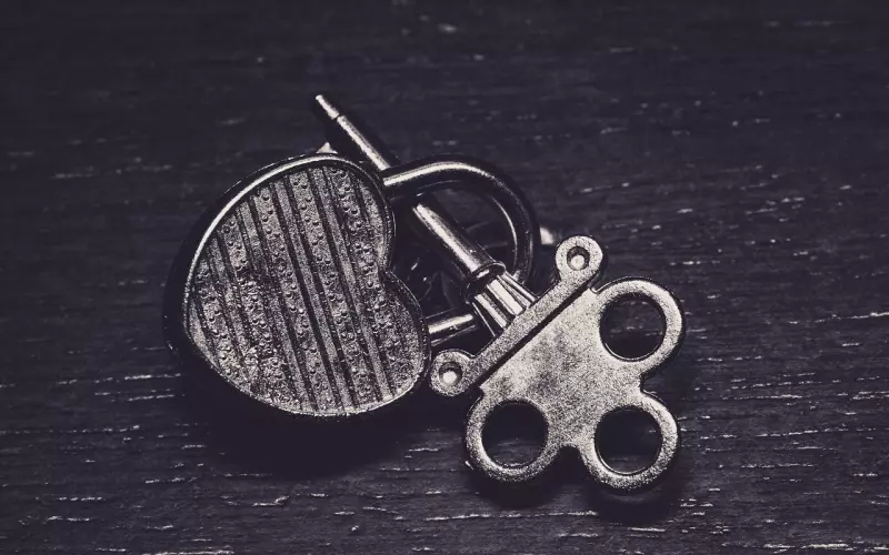 情感咨询公司教你在分手后怎样提升魅力挽回男友心？