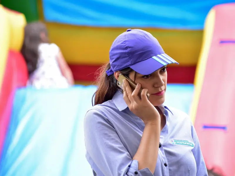 一个不正经的女人，会对你常说这3句话