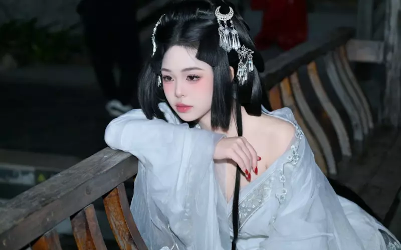 大叔网恋被一男扮女装骗20万元(大叔网恋奔现真实经历)