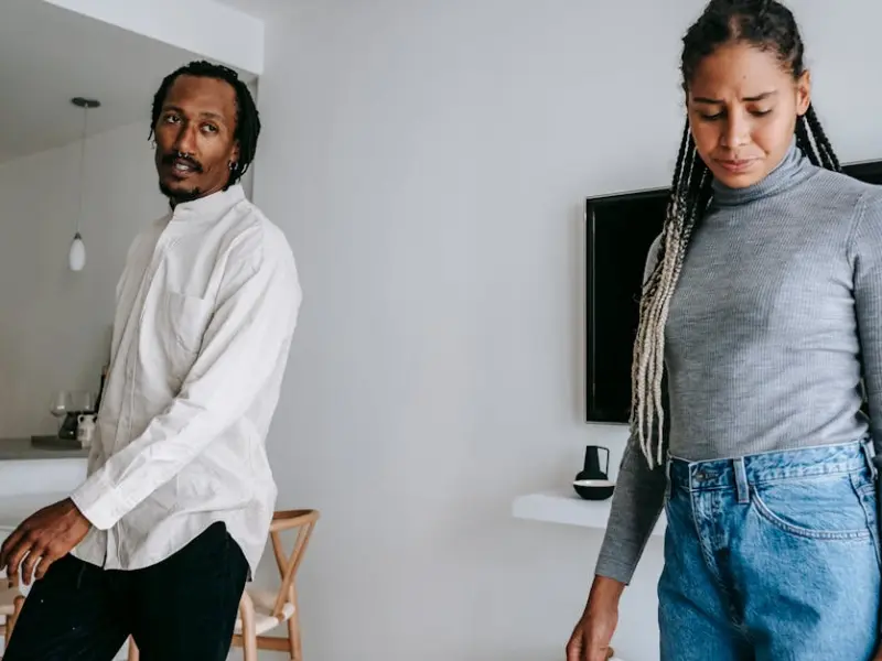 挽回前女友道歉_为什么你越努力挽回，感情越走向绝路？你到底做错了什么？