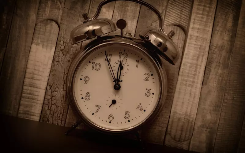 时间久了感情淡了，男友提出分手该如何挽回他