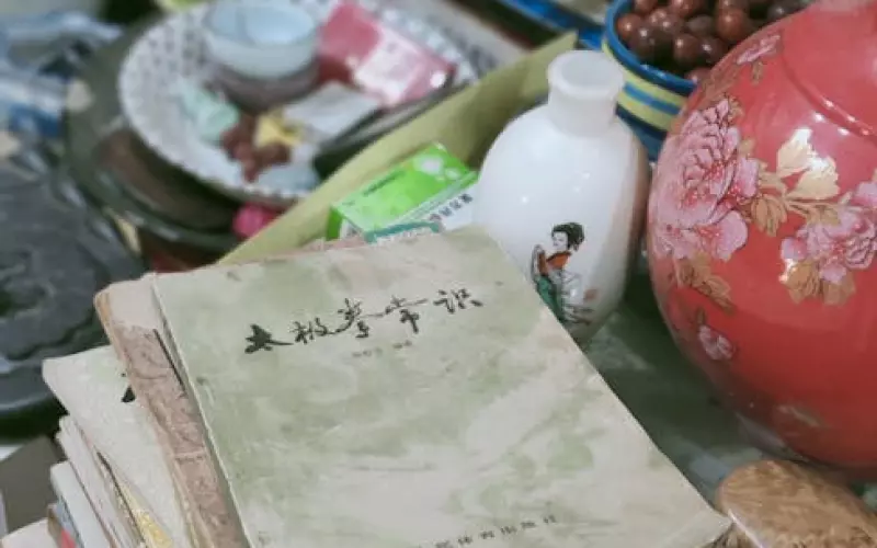 ‮赞阿‬哇啦/阿赞wala超大供奉珍藏孔‬派女神โหงพราย 招‮女财‬神双塔固巧‮力克‬版