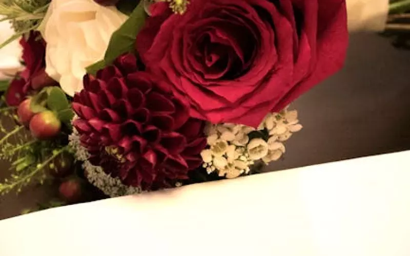 婚姻中的句子唯美短句(爱情婚姻感悟经典名言)