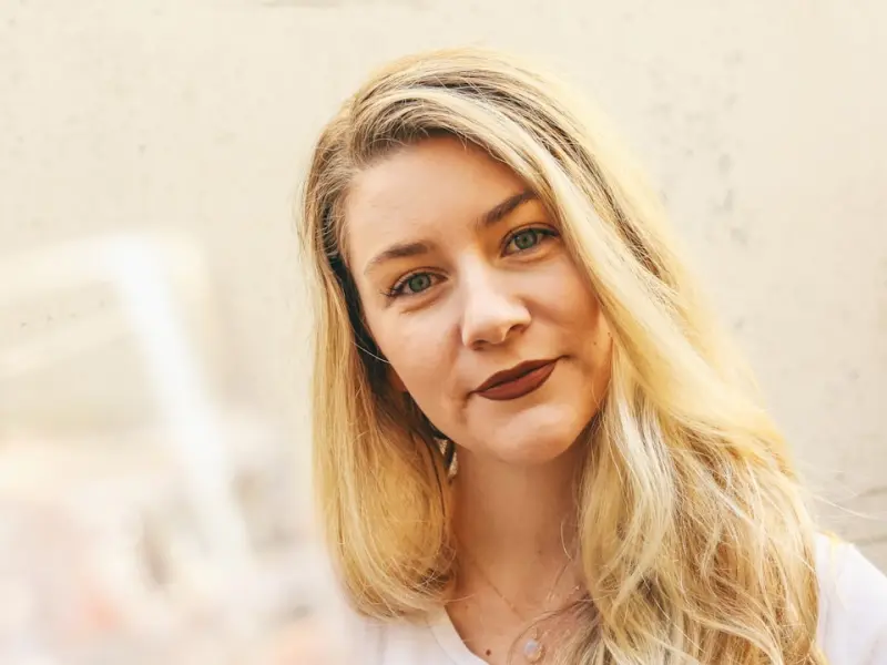 因为我的任性伤害了男朋友，他现在要离开我，有什么办法能让他回心转意