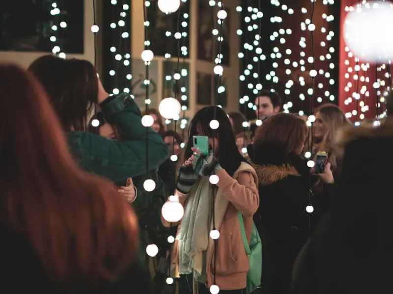 因为自己的无理取闹导致男朋友和我分手拉黑，我该怎么去挽回他