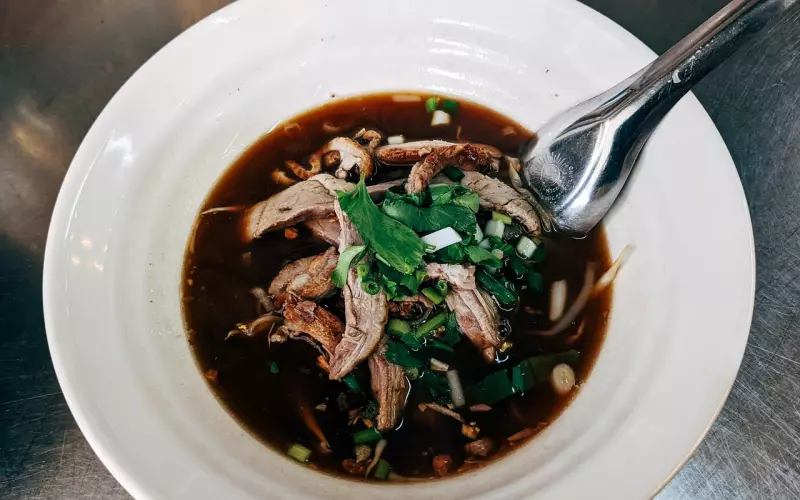 异性之间，吃了这3种饭，保准会“出事儿”！